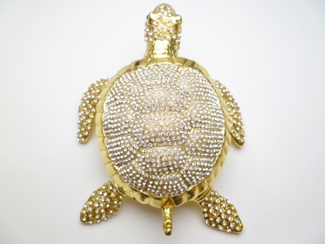 6" White Crystal, Yellow Turtle jewelry